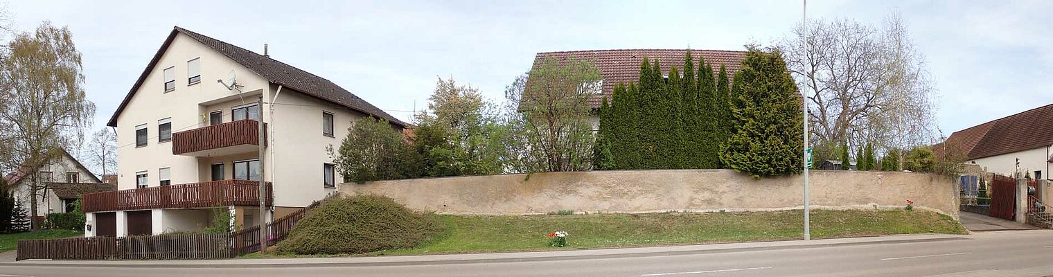 Fotostandpunkt Benzenzimmer-Kriegerdenkmal.
